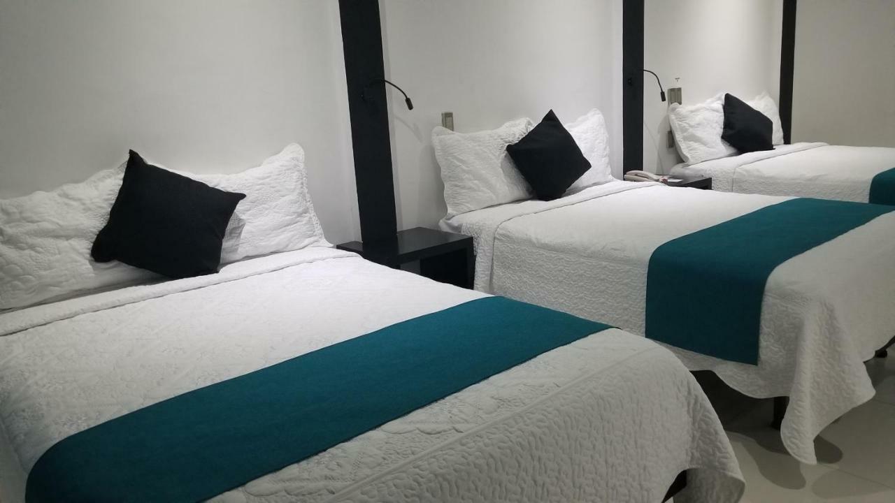 Hotel Dluxe San Juan de los Lagos Esterno foto